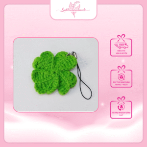 Móc khóa cỏ bốn lá len handmade