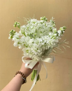 hoa cầm tay cô dâu handmade